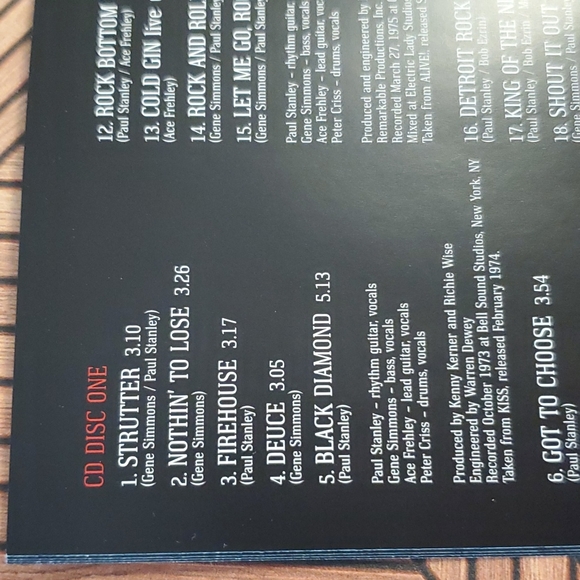 KISS Gold 2004 2 CDs and DVD 'Kiss Exposed' Videos Music KISS ARMY - Picture 11 of 16